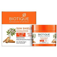 Biotique Sandalwood 50+ SPF UVA/UVB Sunscreen Ultra Soothing Face Cream/ Биотик Сандаловое Дерево Солнцезащитный и Успокаивающий Крем 50+ SPF