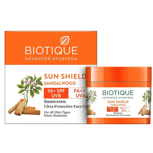 Biotique Sandalwood 50+ SPF UVA/UVB Sunscreen Ultra Soothing Face Cream/ Биотик Сандаловое Дерево Солнцезащитный и Успокаивающий Крем 50+ SPF